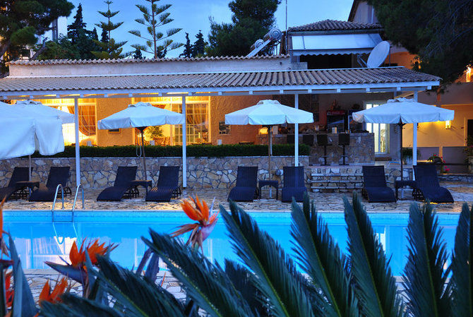 Aquarius Hotel Василикос Экстерьер фото